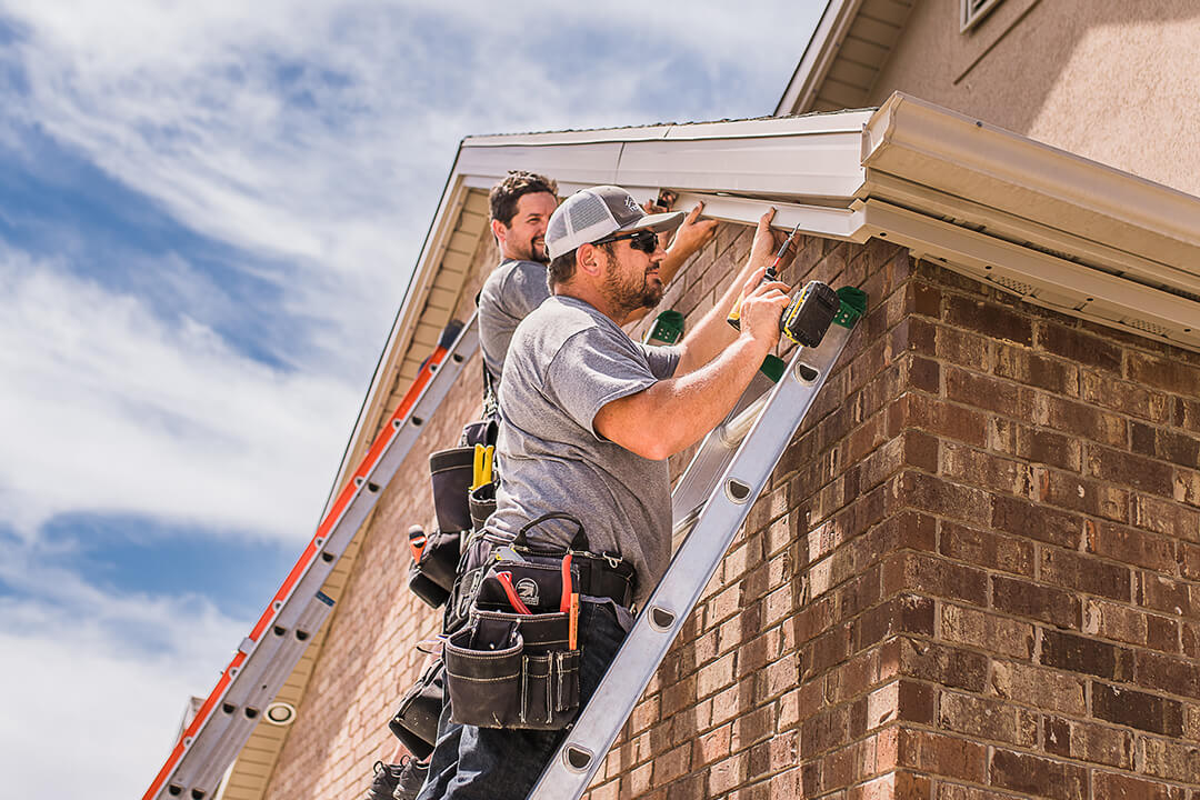 holiday-lighting-install